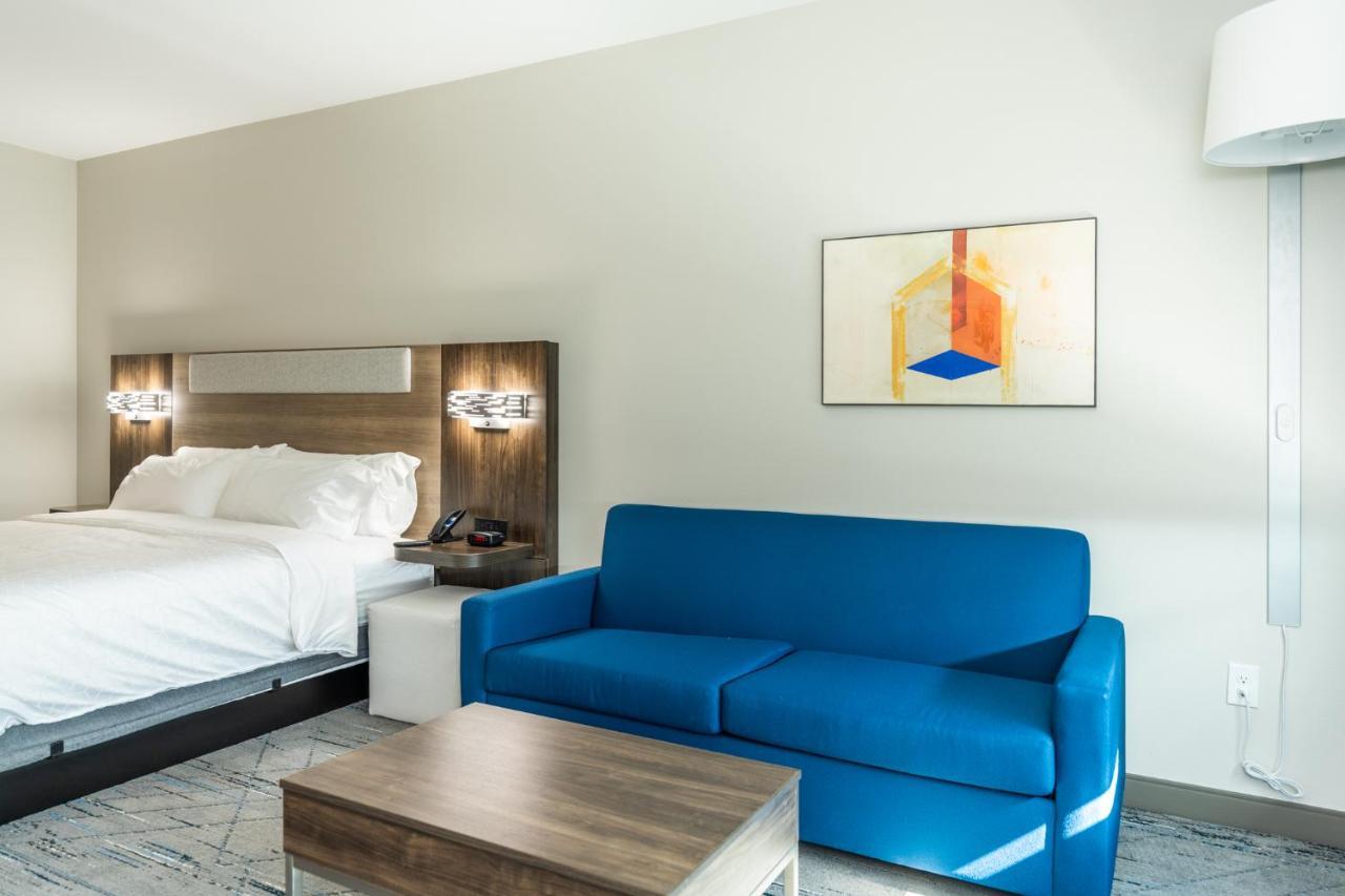 Holiday Inn Express & Suites Charlottesville By Ihg Luaran gambar