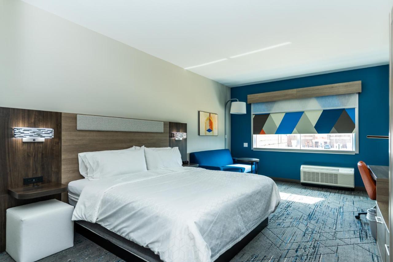 Holiday Inn Express & Suites Charlottesville By Ihg Luaran gambar